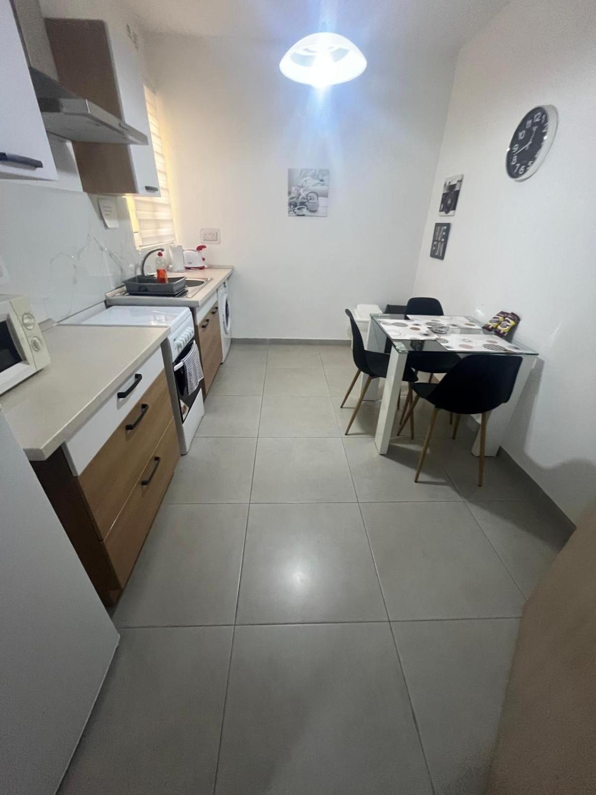 Apartamento One Bedroom *